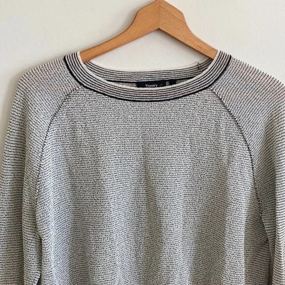 Theory Womens Gray/white stripe Crimp Knit long sleeve Pullover Top - Picture 4 of 8